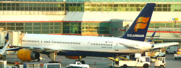 Image: Icelandair Airlines Toronto - Airlines